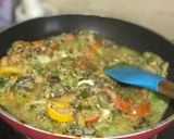A picture of step 4 of Italian Egg Frittata: Italian Egg Omelette 💁🏻‍♀️.