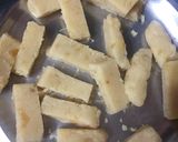 A picture of step 6 of Home made Pineapple and chocolate toffee.