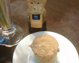 A picture of step 6 of Peanut butter-banana mug muffins.