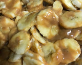 Foto del paso 4 de la receta: Postre fácil de banana con dulce de leche y queso crema!
