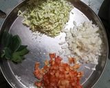 A picture of step 2 of Rice 🍚 Handavo.