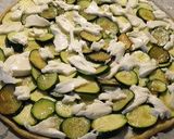 Foto del paso 3 de la receta Tarta salada de hojaldre integral con calabacín, mozzarella y anchoas