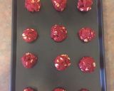 Foto langkah ke 3 dari resep Red velvet white chocolate cookies.