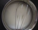 A picture of step 1 of Lauki Curry.