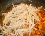 รูปขั้นตอนการทำที่ 7 ของ ผัดพริกแกงไก่หน่อไม้ดอง