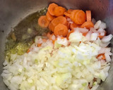 Foto del paso 3 de la receta: Carrilleras de cerdo en salsa de verduras