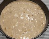 Foto del passaggio 2 della ricetta Torta alle mele con noci aromatizzata al rum