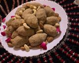 पिन्नी (pinni recipe in Hindi) रेसिपी चरण 3 फोटो