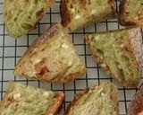 Foto langkah ke 28 dari resep Pandan Chili Flakes Cheese Sourdough Bread (Open Bake Method).