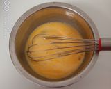 Foto langkah ke 4 dari resep Bolu Karamel / Sarang Semut.