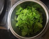 A picture of step 1 of Mint-Vegetable Rice.