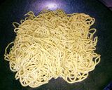 รูปขั้นตอนการทำที่ 2 ของ โซบะกะเพราไก่