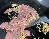 Foto langkah ke 3 dari resep Pakcoy cah smoked beef.