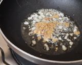 A picture of step 2 of Chinese style Veg manchow soup.