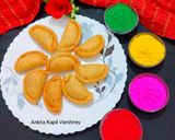 A picture of step 1 of Mawa Gujiya.