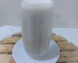 A picture of step 2 of Dates and almond shake.