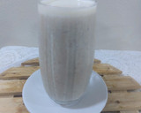 A picture of step 2 of Dates and almond shake.
