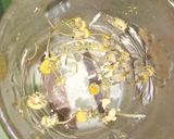 A picture of step 3 of Chamomile tea.