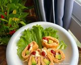 Hình bước làm 4 của món Trứng Cuộn Trái Bơ Cá Hồi