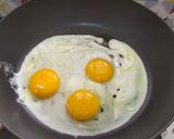 Foto langkah ke 1 dari resep Mie Telur Satu Wajan.