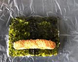 Foto langkah ke 3 dari resep Simple Sushi 🍣.