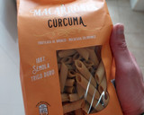 Foto del paso 2 de la receta: Macarrones de cúrcuma al pesto con bacon