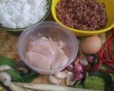Foto langkah ke 1 dari resep Nasi Bakar Merah Putih Ayam Pedas.