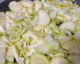 Foto del paso 3 de la receta: Salsa ligera de calabacín para pasta