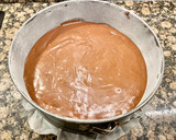 Foto del paso 4 de la receta: Pastel de Navidad con nata, chocolate y cerezas confitadas “sin gluten”