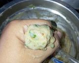 Foto langkah ke 4 dari resep Bakso Ayam Tanpa Tepung.