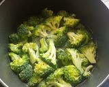Foto del paso 1 de la receta: Ensalada de brócolis