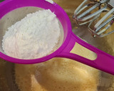 Foto del paso 3 de la receta: Bizcocho de leche condensada y coco