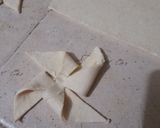 Foto del paso 6 de la receta: Formas con masa hojaldre