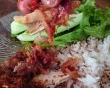 Foto langkah ke 3 dari resep Ayam goreng saur/serundeng.