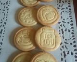 Foto del passaggio 5 della ricetta Biscottini allegri