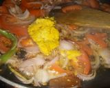 கையேந்திபவன் எம்டி சால்னா (Salna recipe in tamil) ரெசிபி ஸ்டேப் 4 புகைப்படம்