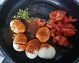 A picture of step 5 of Afghani egg curry.