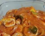 Foto langkah ke 8 dari resep Cumi Udang Saos Padang.