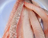 Hình bước làm 1 của món Phi lê cá lóc chiên giòn