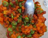 Foto langkah ke 3 dari resep Arem arem mie isi sayur.