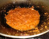 A picture of step 4 of Mutter Soya Ghugni.