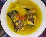 Foto langkah ke 5 dari resep Iwak Haruan kuah kuning with nanas.