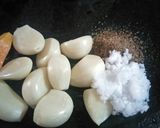 Foto langkah ke 1 dari resep Singkong retak/meledak.
