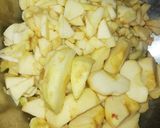 A picture of step 2 of Delicious fruit chaat.