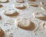 Foto del passaggio 8 della ricetta Pane pita di farro bio