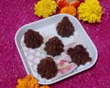 ચોકલેટ ચુરમા ના મોદક (Chocolate Churma Modak Recipe In Gujarati) રેસીપી સ્ટેપ5ફોટો