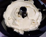 Foto langkah ke 5 dari resep Cream cheese pound cake ekonomis.