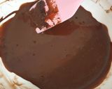 Foto langkah ke 2 dari resep Mini Dark Choco Chiffon Cake.