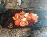 Foto del paso 2 de la receta: Pollo en salsa guajillo