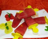 A picture of step 4 of Watermelon Popsicles.